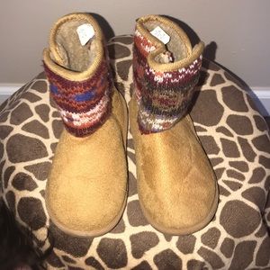 Girls toddler size 9 boots